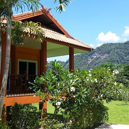 Khao Sok Jasmine Garden Resort - Sha Certified Khao Sok National Park 외부 사진